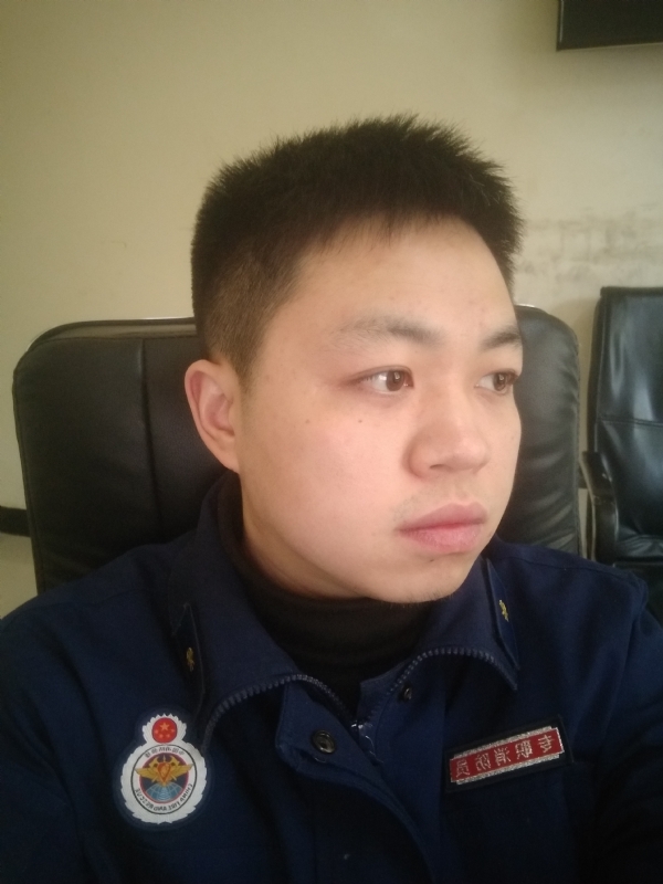 訫尘的第三张照片--认干亲服务网