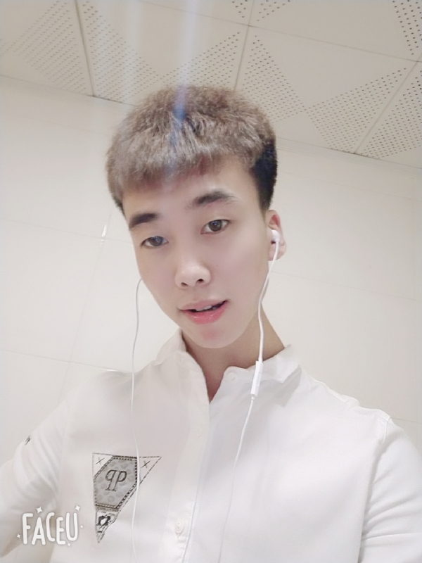 晚枫的第三张照片--认干亲服务网