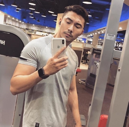 Larryyy的第一张照片--认干亲服务网