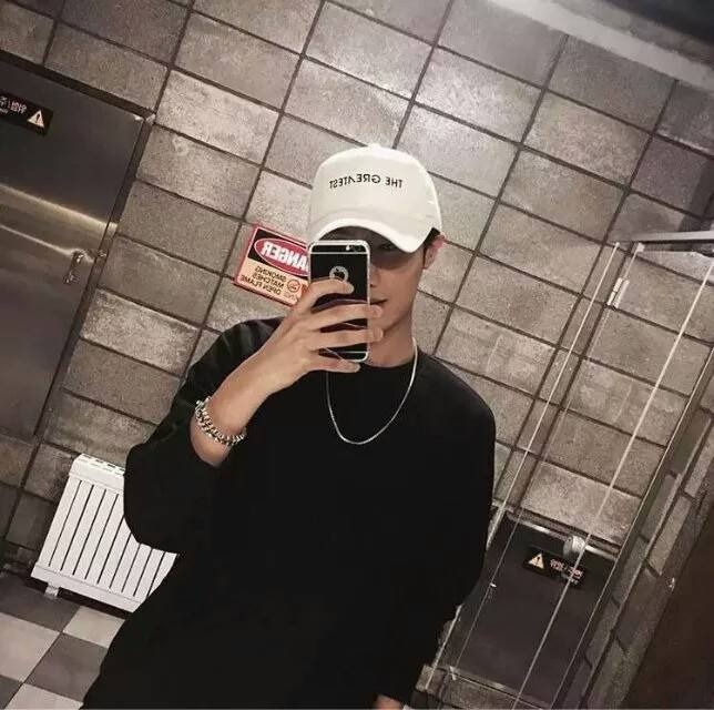 石材美容小王子的第一张照片--认干亲服务网