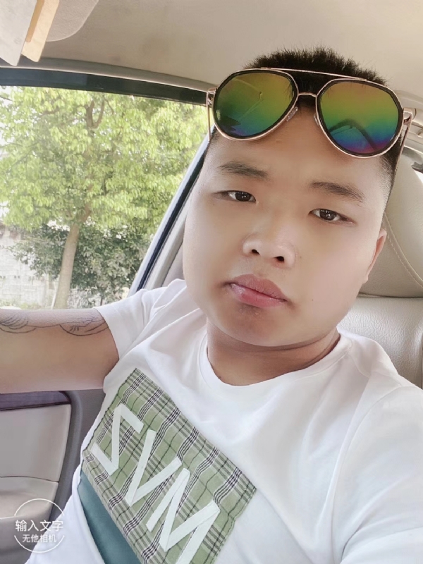 比比曾_的第四张照片--认干亲服务网