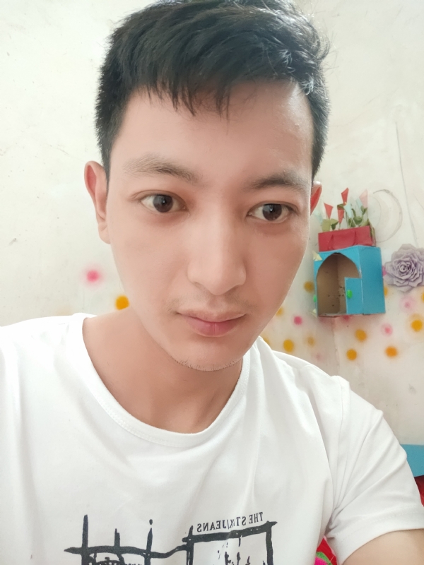 孙裕佳的第二张照片--认干亲服务网