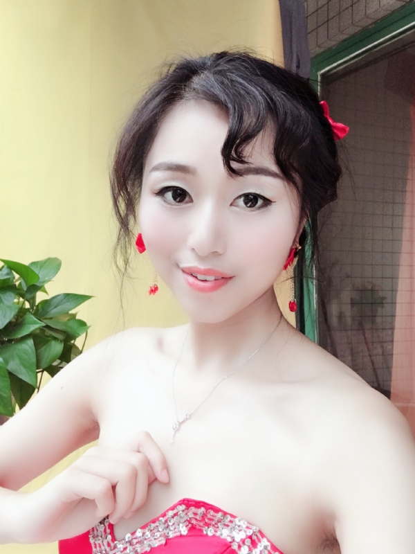 薇薇的第二张照片--认干亲服务网