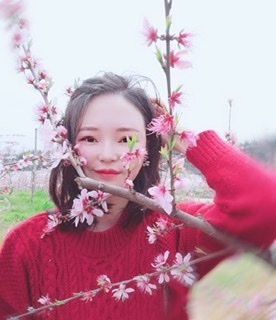 小桌子的第二张照片--认干亲服务网