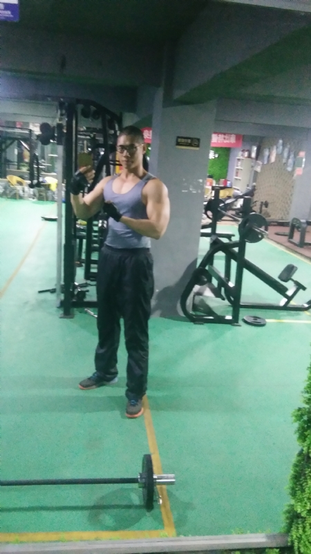 伤心是没有用的的第一张照片--认干亲服务网