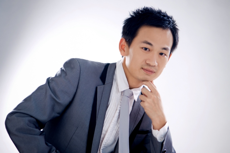 蓝天白云的第一张照片--认干亲服务网