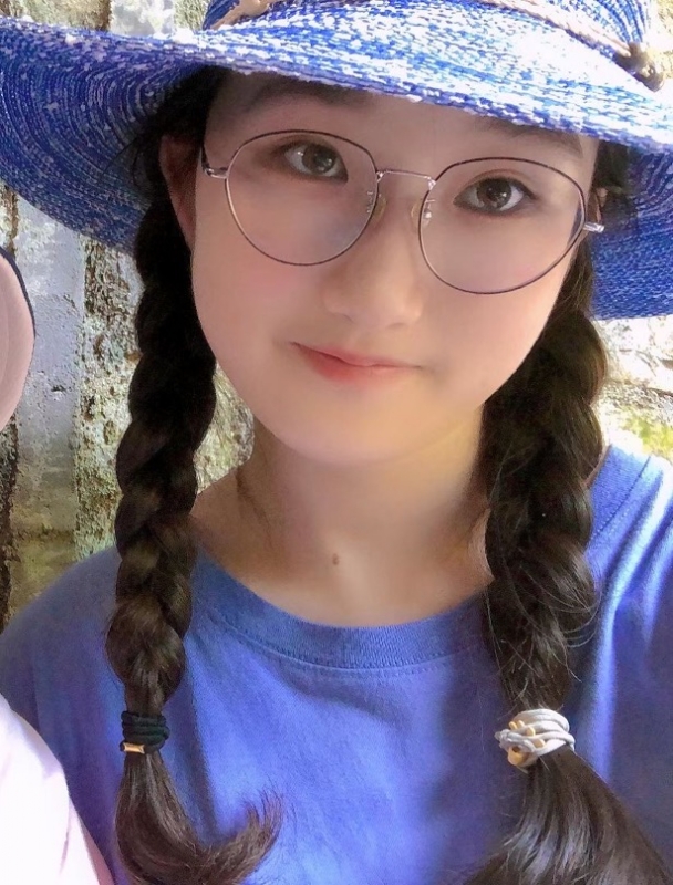 渴望爱情的第二张照片--认干亲服务网