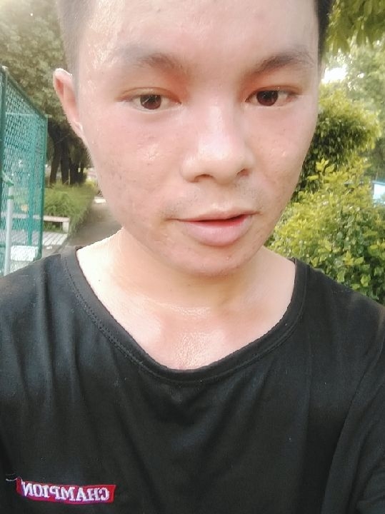 楠呐的第二张照片--认干亲服务网