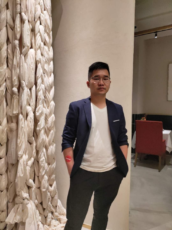 在路上的第二张照片--认干亲服务网