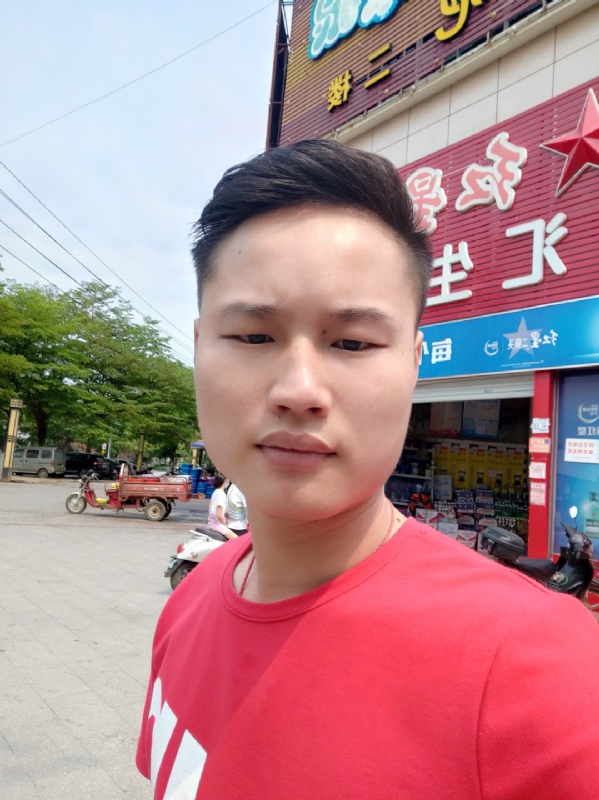 刘振军的第一张照片--认干亲服务网