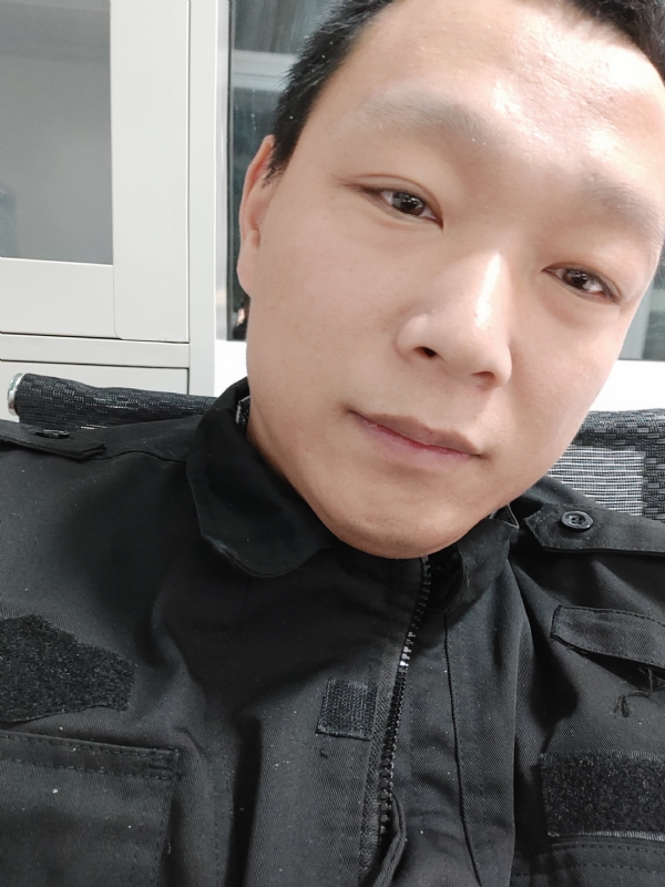 真实找人结婚的第二张照片--认干亲服务网