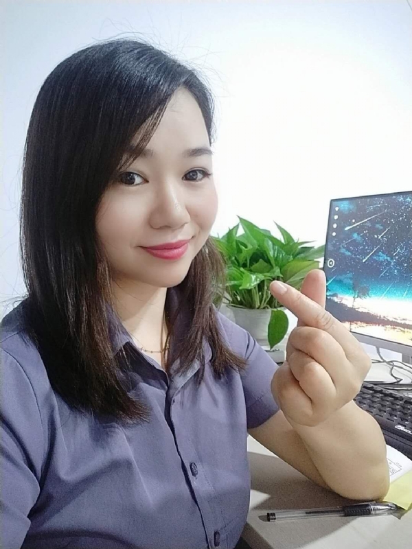 邱思敏的第一张照片--认干亲服务网