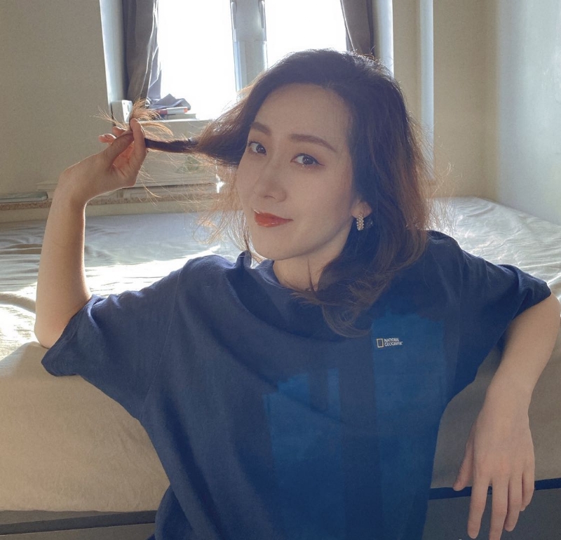 李雯雪的第一张照片--认干亲服务网