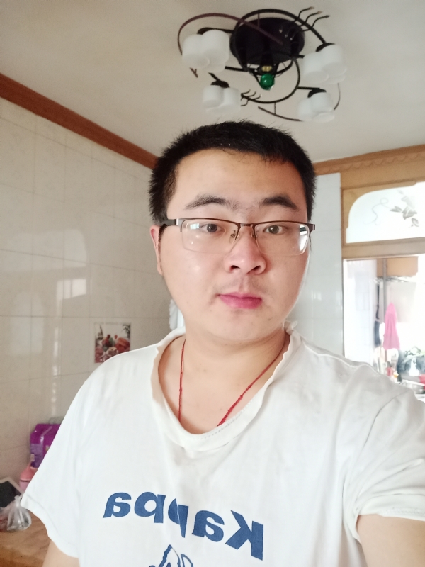 于磊的第一张照片--认干亲服务网