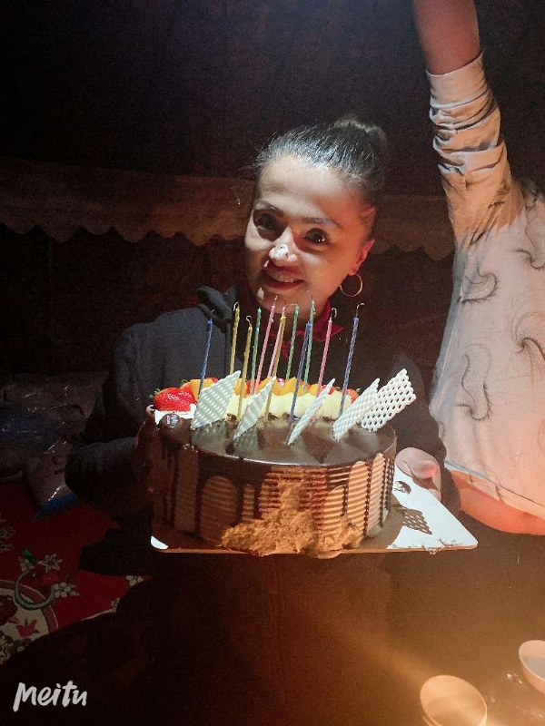 高贵典雅的第二张照片--认干亲服务网