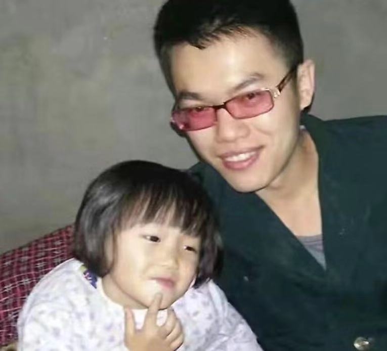 咖啡泡茶的第一张照片--认干亲服务网