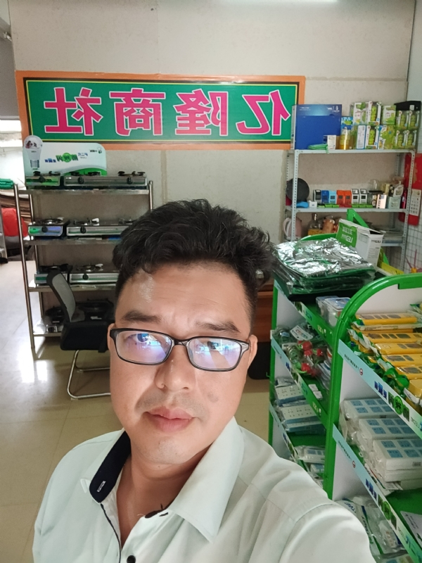 亿隆的第三张照片--认干亲服务网