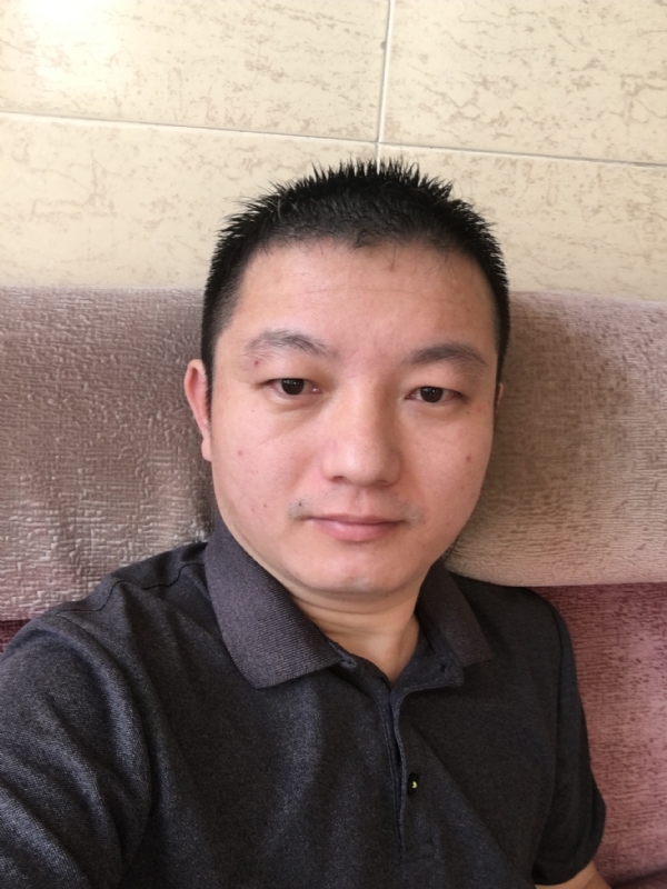 曲怀觞的第一张照片--认干亲服务网