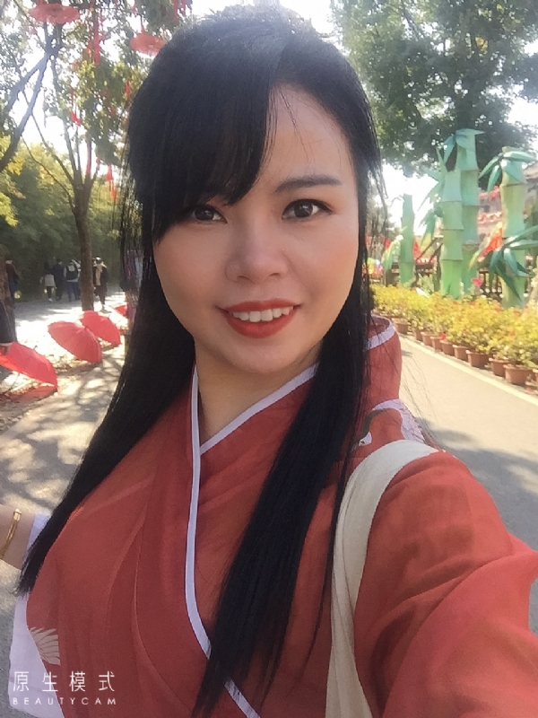 妮妮的第一张照片--认干亲服务网