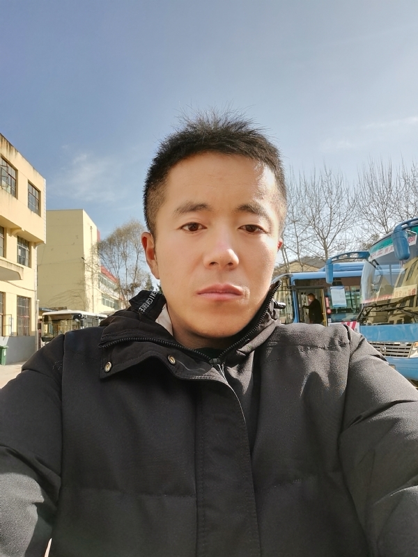 孤独的云的第三张照片--认干亲服务网