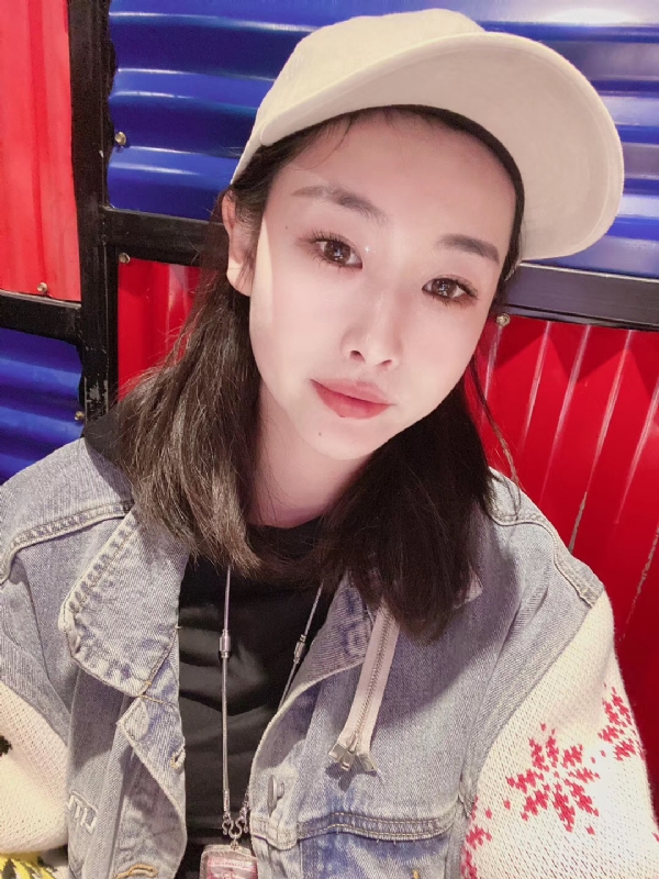 玲珑的第一张照片--认干亲服务网