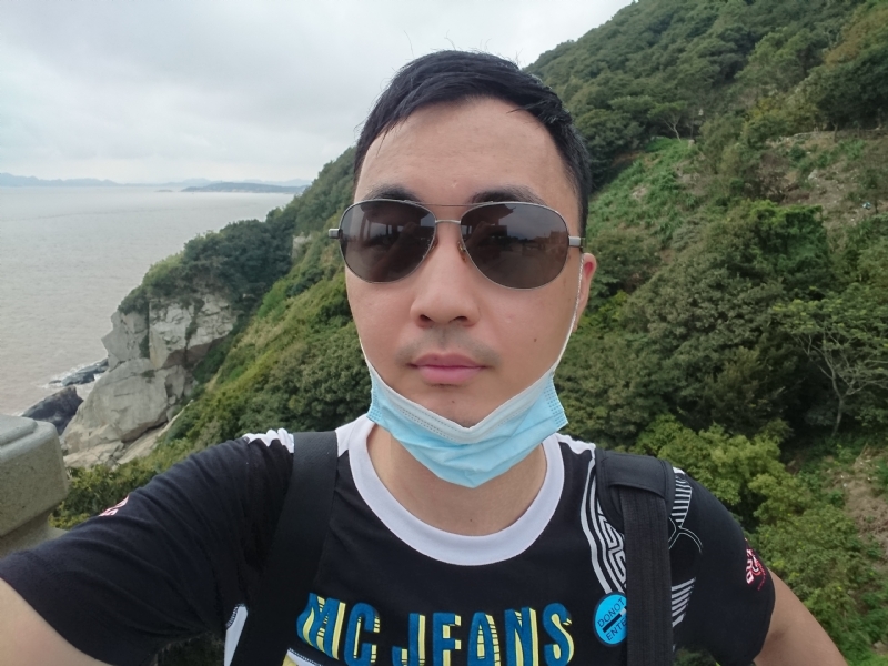 h君的第二张照片--认干亲服务网