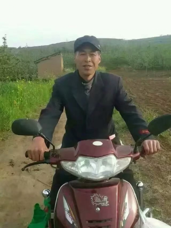 牵手随缘的第一张照片--认干亲服务网