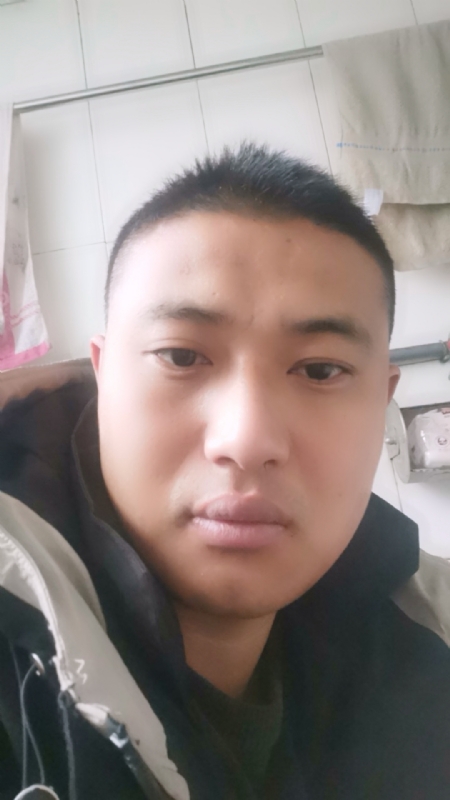 烟花再美不过瞬间的第一张照片--认干亲服务网