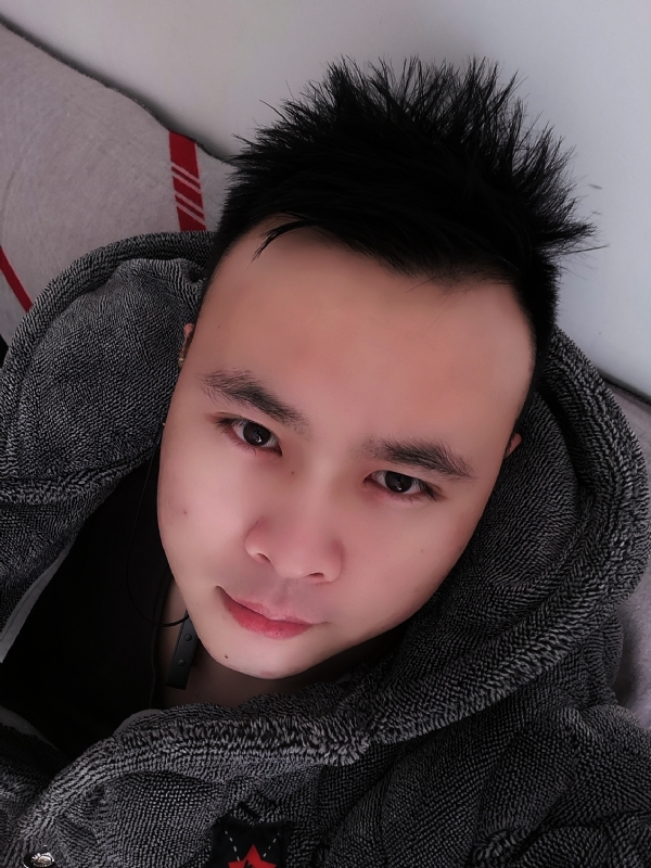 明明的第一张照片--认干亲服务网