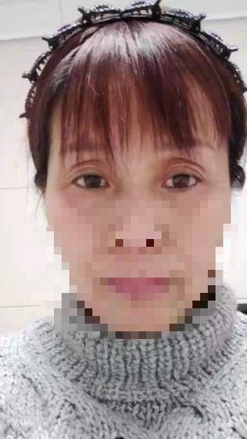 王姐的第一张照片--认干亲服务网