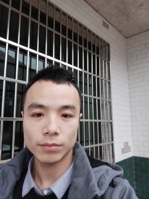 笑得那么开心的第三张照片--认干亲服务网