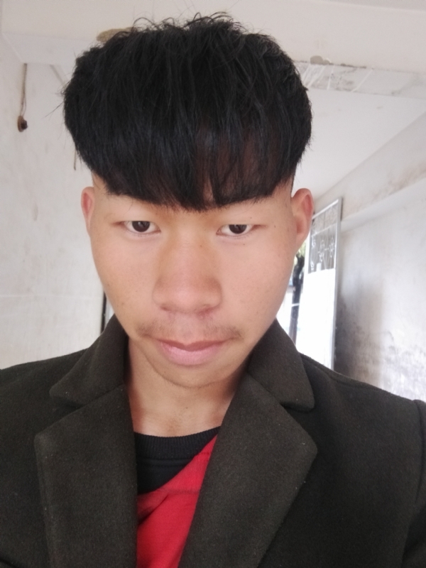 少年不在少的第二张照片--认干亲服务网