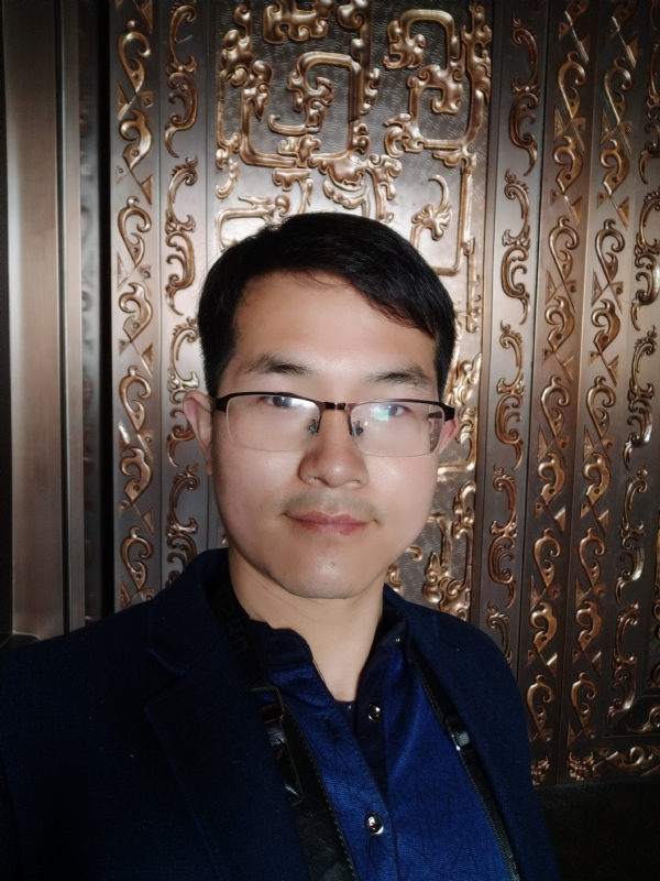 鹏鸟的第一张照片--认干亲服务网