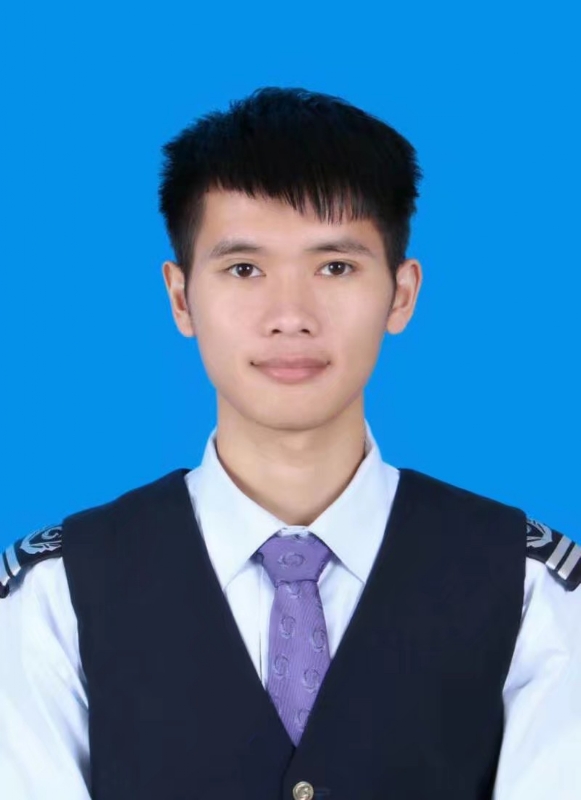 一头奔跑的熊的第一张照片--认干亲服务网