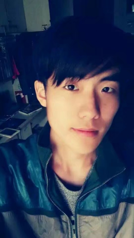 大尾巴哥哥的第一张照片--认干亲服务网