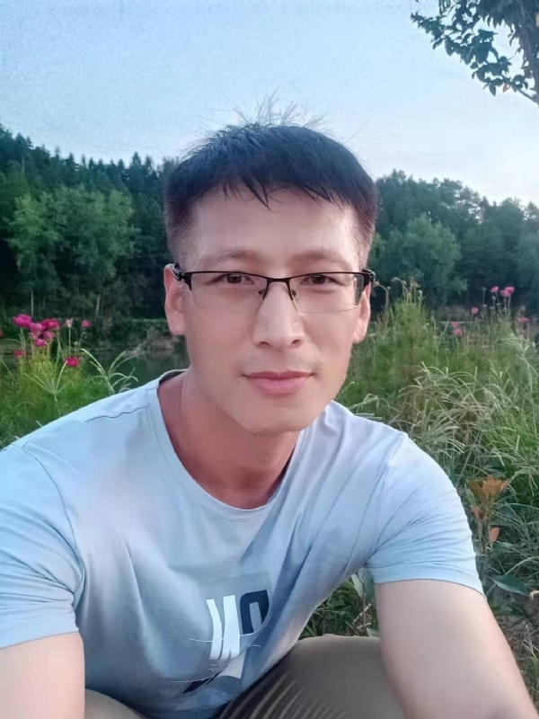 零零柒的第一张照片--认干亲服务网