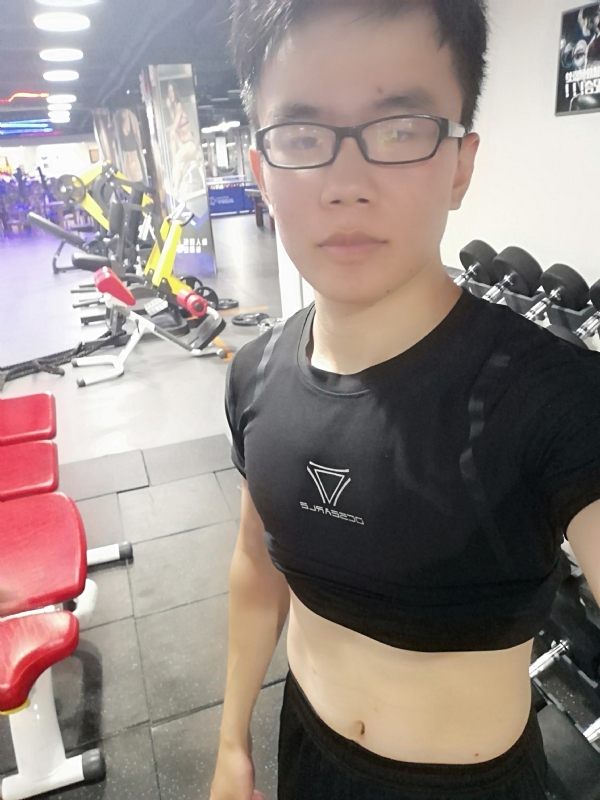 石榴裙下的第一张照片--认干亲服务网