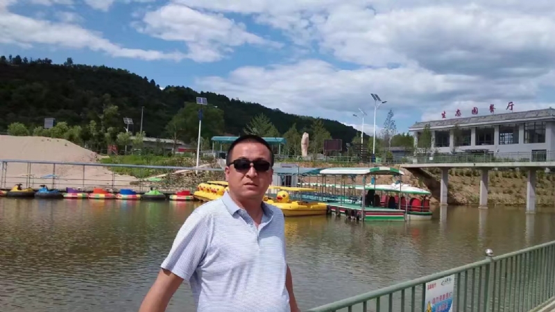 一三缺四的第一张照片--认干亲服务网