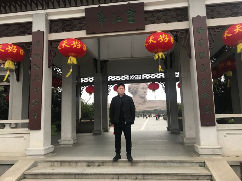 风继续吹的第一张照片--认干亲服务网