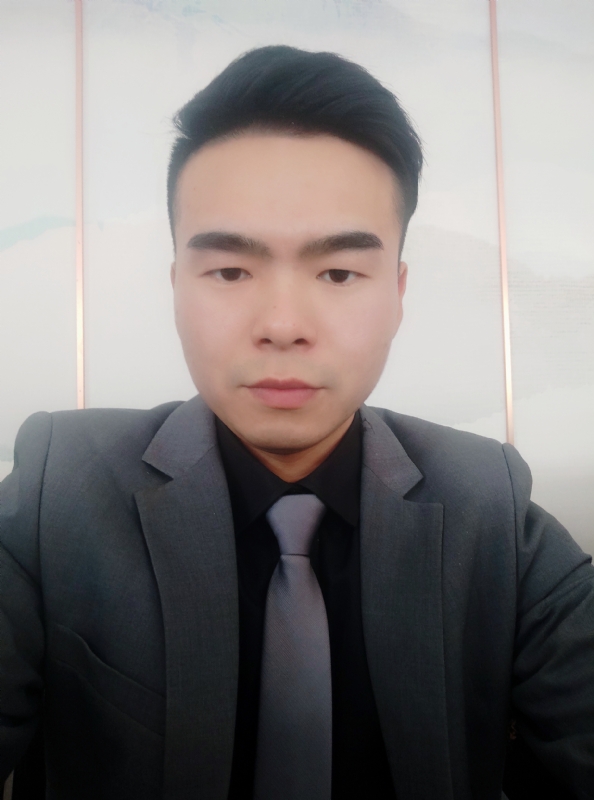 穿西装的鲨鱼的第一张照片--认干亲服务网