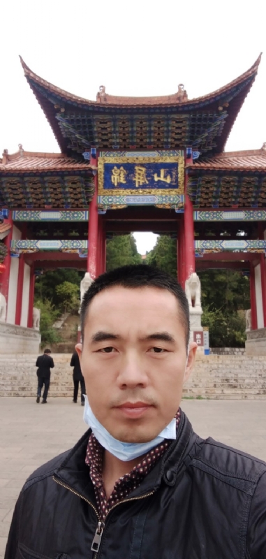 大头鱼的第二张照片--认干亲服务网