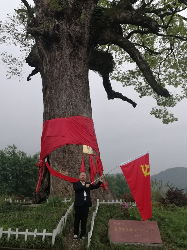 辉辉的第一张照片--认干亲服务网