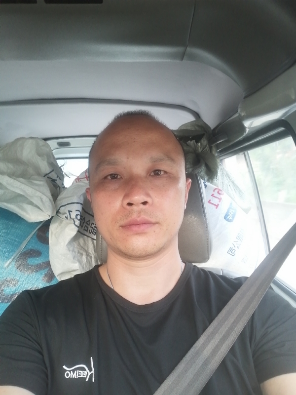 新旺丁的第二张照片--认干亲服务网