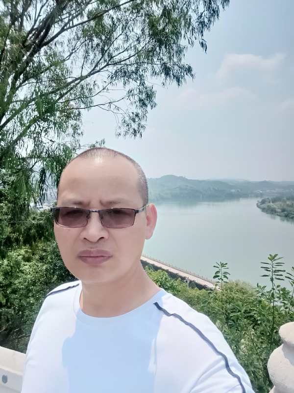 随缘随性的第一张照片--认干亲服务网