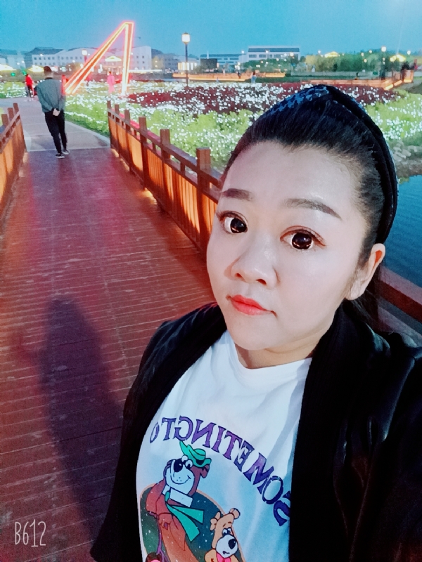 孙晓雪的第一张照片--认干亲服务网