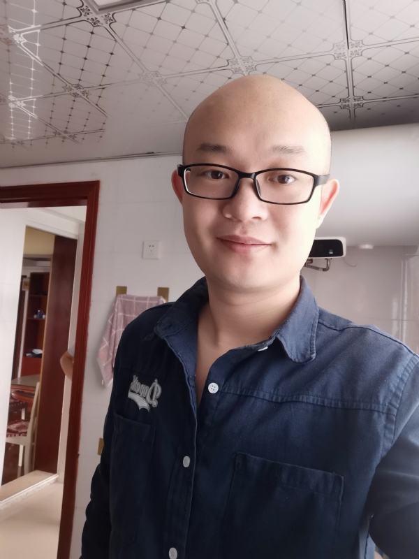 凝望远方的第一张照片--认干亲服务网