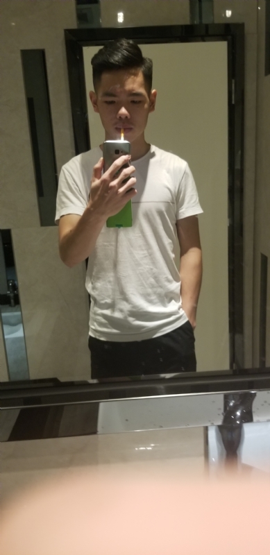 曾小贤的第二张照片--认干亲服务网