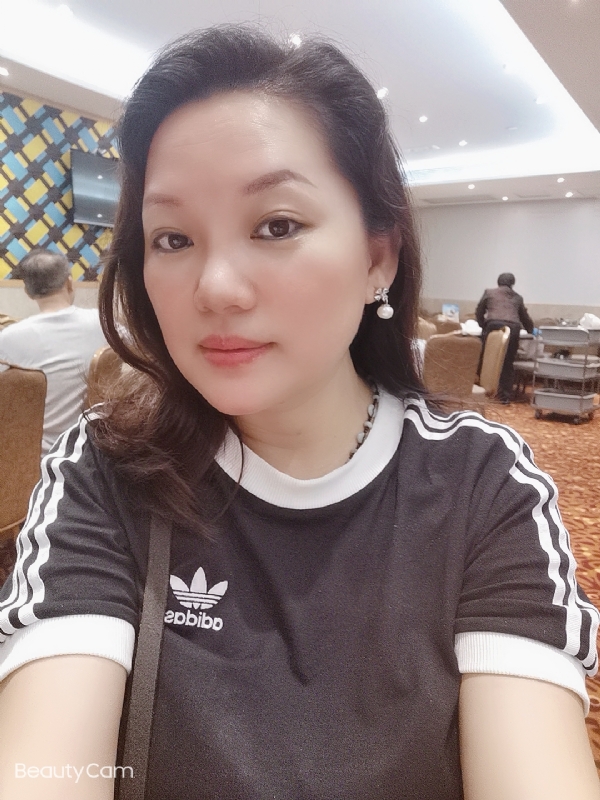 Amy的第一张照片--认干亲服务网