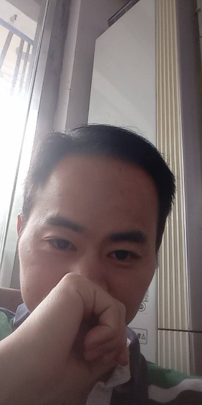 90年大叔的第四张照片--认干亲服务网