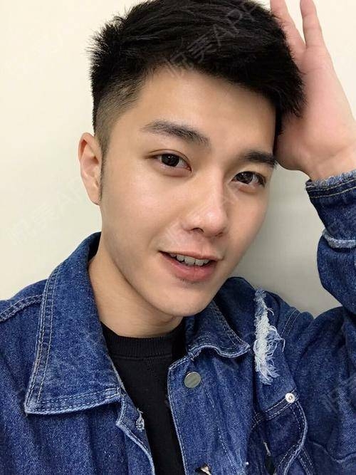 莱威体育赵的第一张照片--认干亲服务网